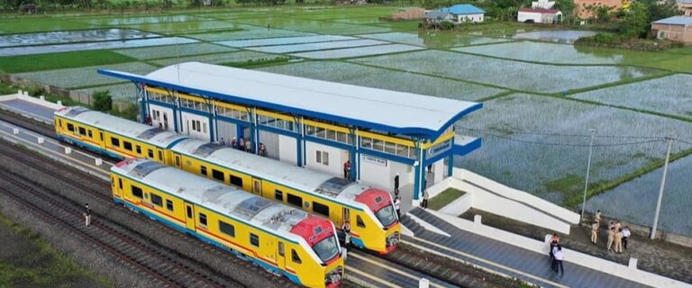 Kereta Api Pertama di Pulau Sulawesi Beroperasi Oktober 2022